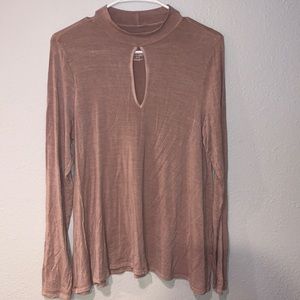 American eagle blouse size large. Only been worn once in great condition